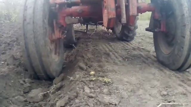 Т 25 с самодельным плугом  3-30 .Часть 1.
