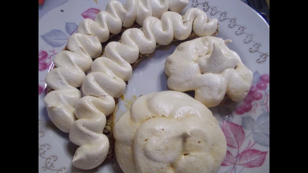 ОЧЕНЬ ВКУСНЫЙ ДЕСЕРТ. БАНАНЫ С МЕРЕНГОЙ.