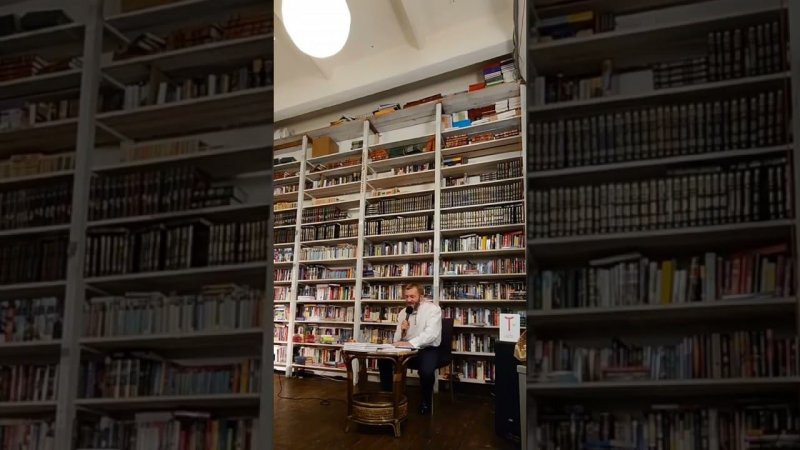Муза... Очень важно, чтобы рядом был тот, кто тебя поддержит. Тогда всё легче получается
