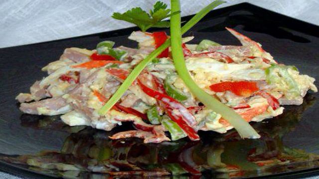 Яркий салат Морской бриз