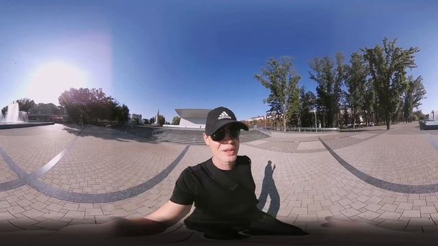 VR. 360°. Краснодар. Кинотеатр и фонтаны "Аврора".