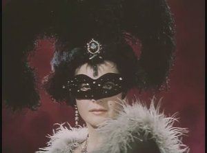 Я встретил девушку, полумесяцем бровь 
(фантазия в 3-х частях)