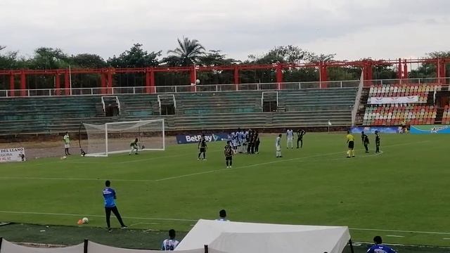 Tiro libre arquero Jaime David mora real san Andrés vs llaneros