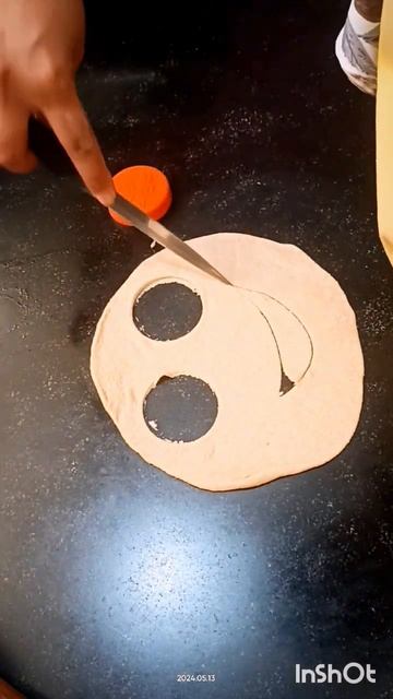 paratha recipe 🤣😅🤣🤣😋😋🤤😅😅#viral #shots #trendingshorts #funnyshorts #youtubeshorts #cooking #paratha смотреть онлайн