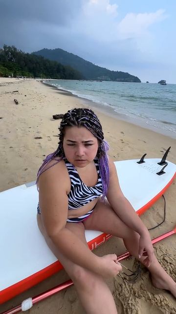 Уплыла на Мальдивы своим ходом..🤦♂🌊🏄🏻♀ #море #океан  #юмор #семья