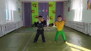 Мода Сахам саргылаах танаьа