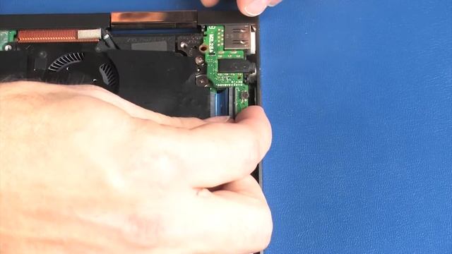 Remove and Replace the Audio Board | HP Spectre x360 13 | HP смотреть онлайн