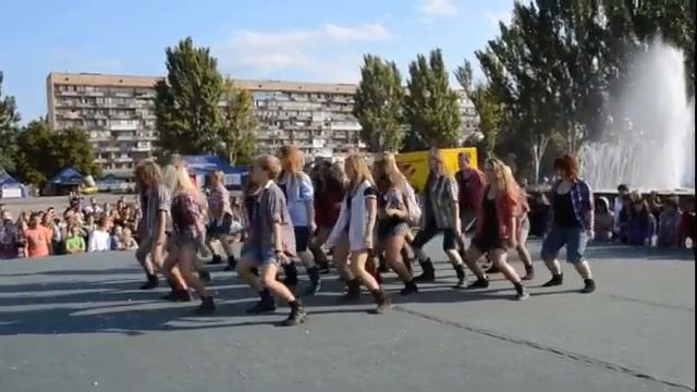 крутой танец смотреть онлайн