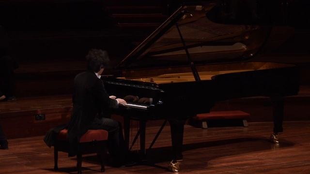 AVE MARIA BachGounod performed by Wibi Soerjadi