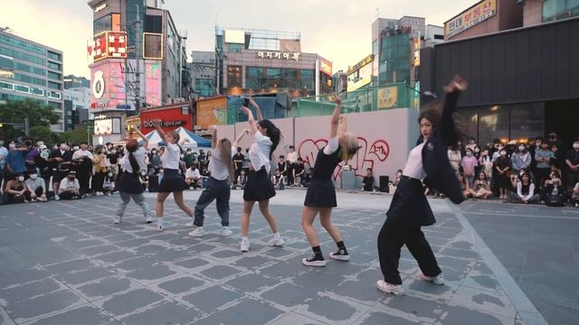 [여기서요?] 비아이 B.I - BTBT (SCHOOL LOOK ver.) | 커버댄스 Dance Cover @20220903 신촌 버스킹 смотреть онлайн