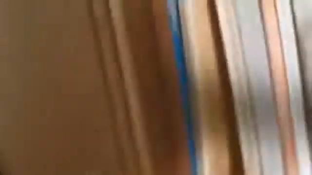 Малыш танцует брейк данс! смотреть онлайн