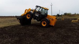 Телескопический погрузчик JCB 531-70 AGRI