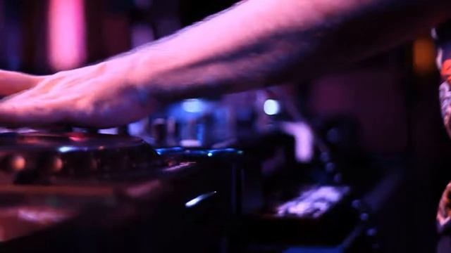 DJ Pizzo @ XS Dim-Mak Mondays w/ Steve Aoki смотреть онлайн