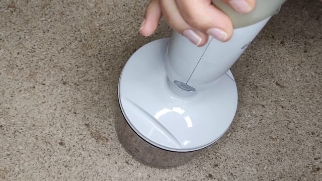 Вот что будет, если намазать нож зубной пастой. Превосходный результат смотреть онлайн