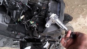 Меняю замок зажигания на Венто смарт 3. #smart3 #vento #ремонт #скутер #200cc