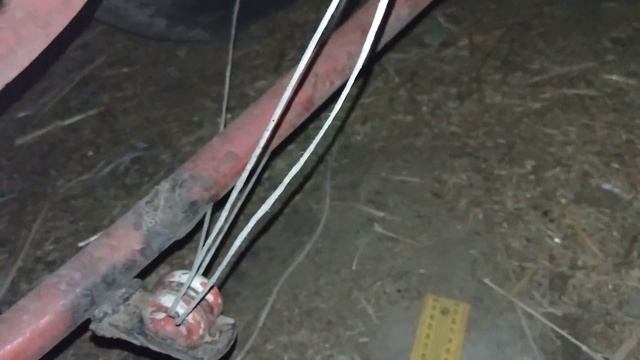 Закусывает нить в грейфере. Как избавится от закусывания нити. смотреть онлайн