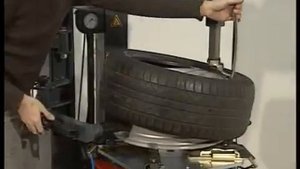 Принцип работы на шиномонтажном станке