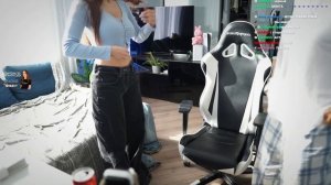 ГЕНСУХА ПОКАЗАЛА ТРУСИКИ