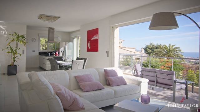 Villa for Sale - John Taylor Cannes смотреть онлайн