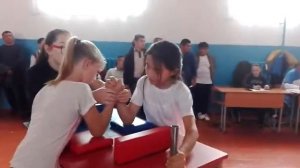 Армрестлинг. Ақнұр(1)