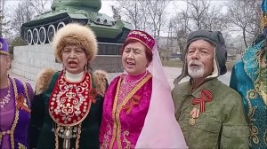 Песня "Три танкиста" на татарском языке.