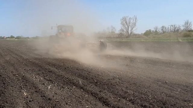 John Deere 6930 and tiger kultivovanie смотреть онлайн