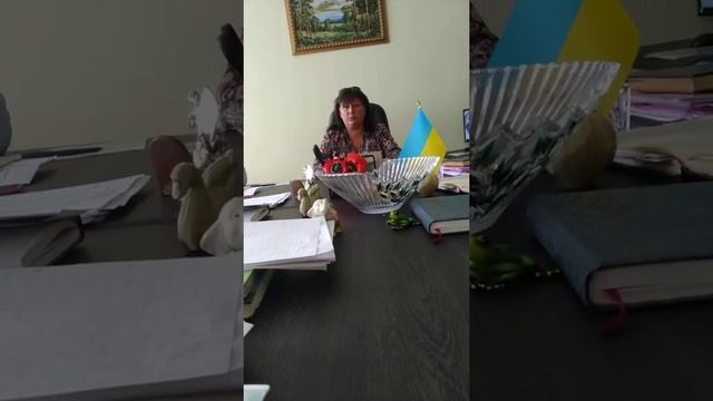 В кабинете #враньё#Вахнюк#, #Директор#школы168#Кравчук#подарила стадион, как оказалось впоследствии смотреть онлайн