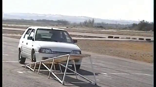 Citroen AX GT 1.4 su due ruote смотреть онлайн