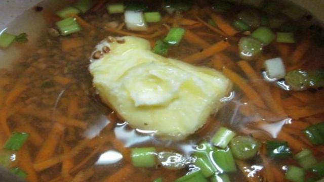 Гречка с курицей в горшочках