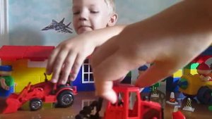 Конструктор лего строим дома и дорогу с помощью строительных машин. Обзор строительной техники