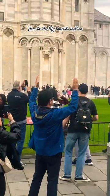 How to identify tourists in Pisa | Pisa Tower | Pisa | Italy | 2023 | Travel | Vacation