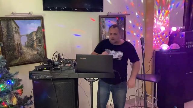 На сцене Михаил Пермский смотреть онлайн