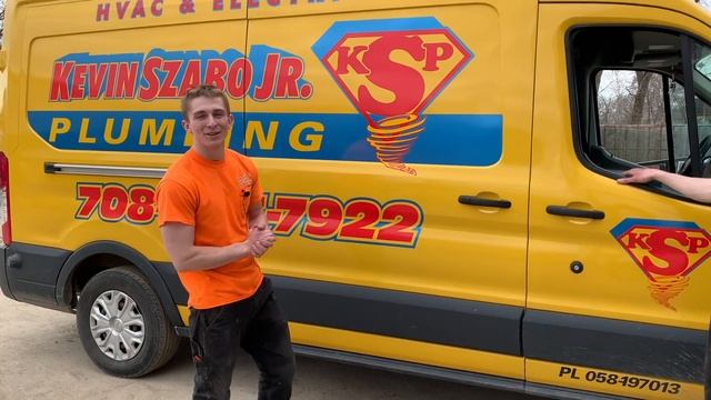 NOW HIRING PLUMBERS AND DRAIN CLEANERS смотреть онлайн