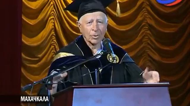 Торжественное вручение дипломов прошло в ДГУ смотреть онлайн