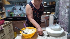 Украшаю куличи на Пасху 👍