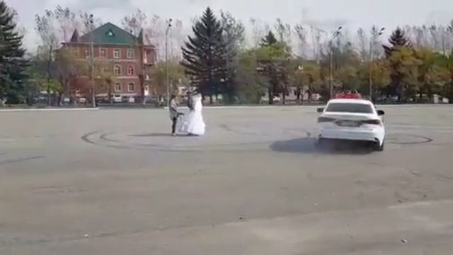 Свадебный пончик для Шевцовых смотреть онлайн