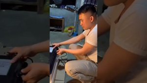 Unboxing, assembling and setting up Smart Household Small Incubator