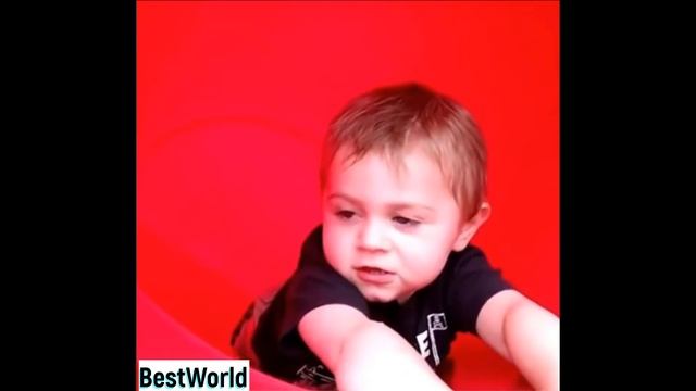 Старайтесь не смеяться и не улыбаться, когда смотрите смешные детский юмор! funny kids #1 смотреть онлайн