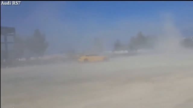Audi R8 V10 Plus vs Audi RS7 700HP Modification Acceleration 0 310kmh смотреть онлайн