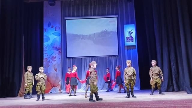 "80-летию Великой Победы посвящается", Исполняет: Коллектив МБДОУ Детский сад№9