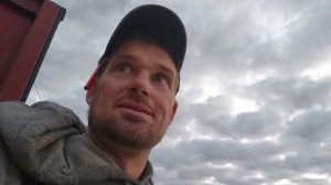 Канадская семья в НН.. AWESOME Neighbor LENDS a hand and BENDS it!