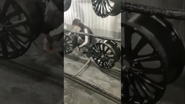 Чёрный глянец покрытие полимером порошковая покраска реставрация восстановление дисков +38050320326