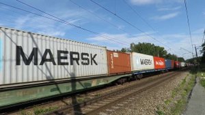 Поезд контейнеровоз, электровоз ВЛ10К-374