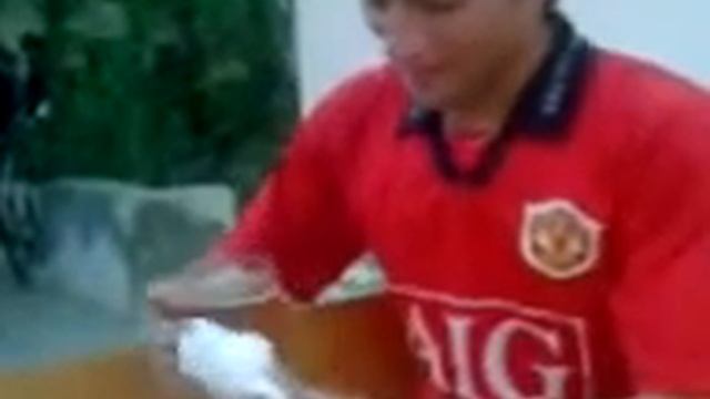 2 saniyye pive icen Sumqayıt sakini Qarayev İsmayıl смотреть онлайн