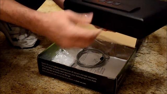 Stack-On PC-1665 Portable Locking Case with Electronic Lock (FLAWED DESIGN) смотреть онлайн