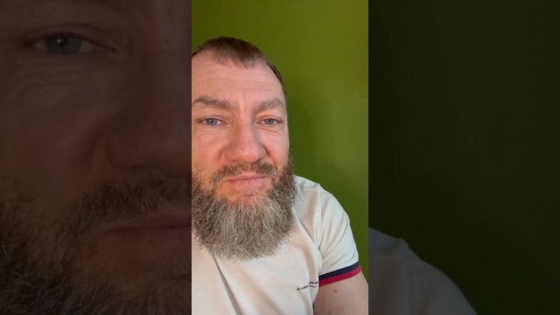 В окошке моём загорелась Заря