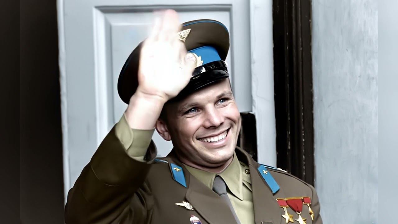 С Днём Космонавтики!