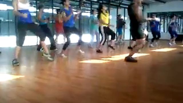 Bailoterapia - The Pussycat Dolls - Hush Hush Hush Hush.3GP