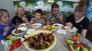 пасхальный мукбанг