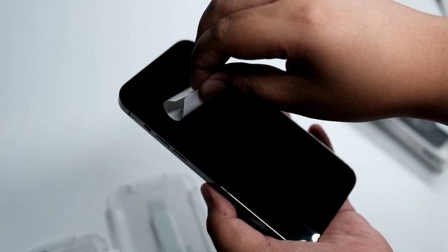 Iphone 13 Pro Max Graphite Unboxing with Spigen Ultra Hybrid Case and EZ Fit Tempered Glass смотреть онлайн